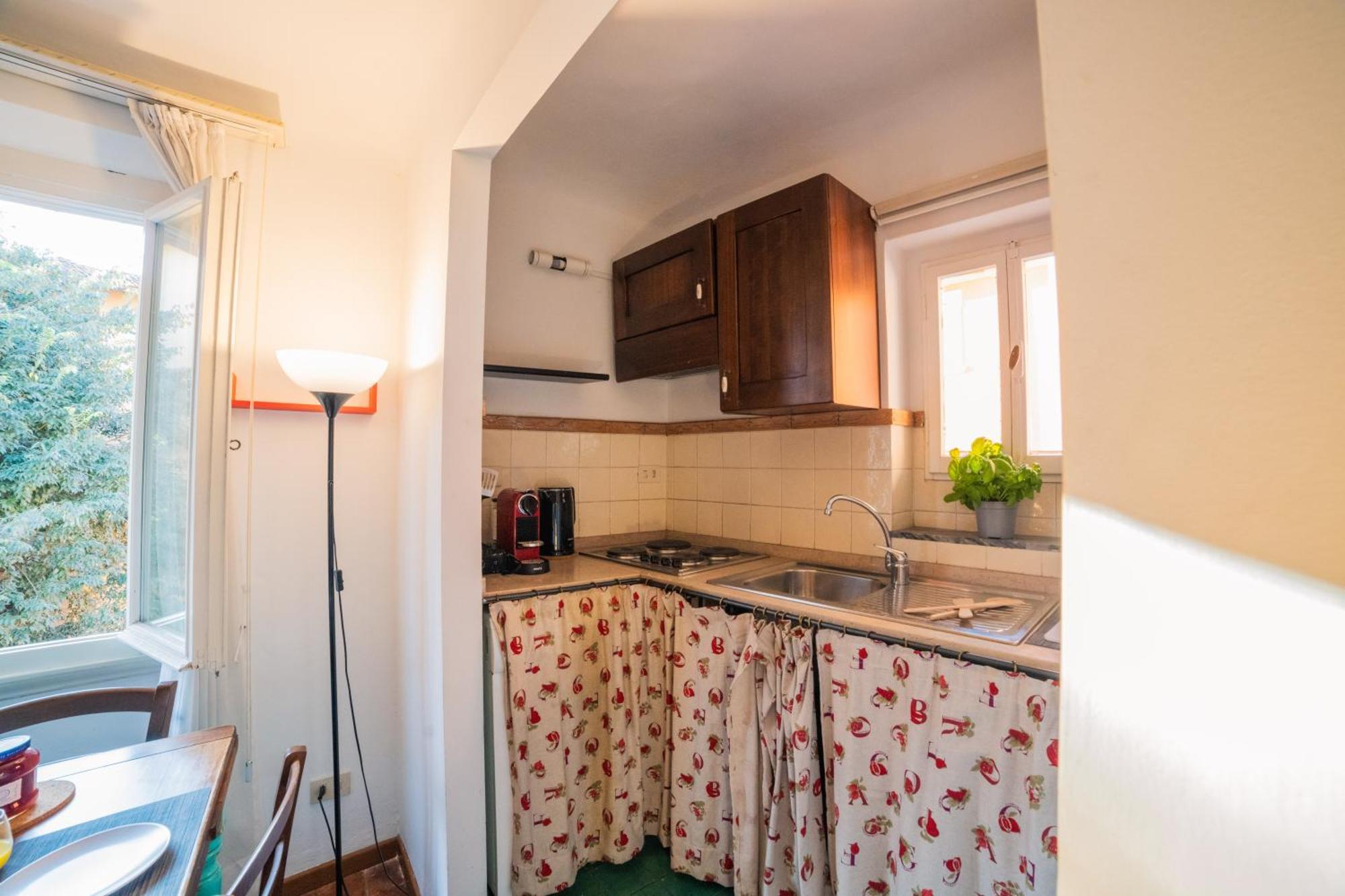 S4 Tower - Dolcevita Holiday Флоренция Экстерьер фото